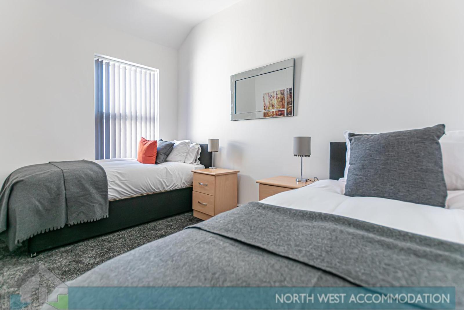 Wellfield Serviced Accommodation ワーリントン エクステリア 写真