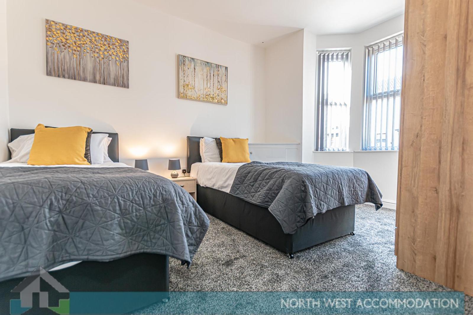 Wellfield Serviced Accommodation ワーリントン エクステリア 写真