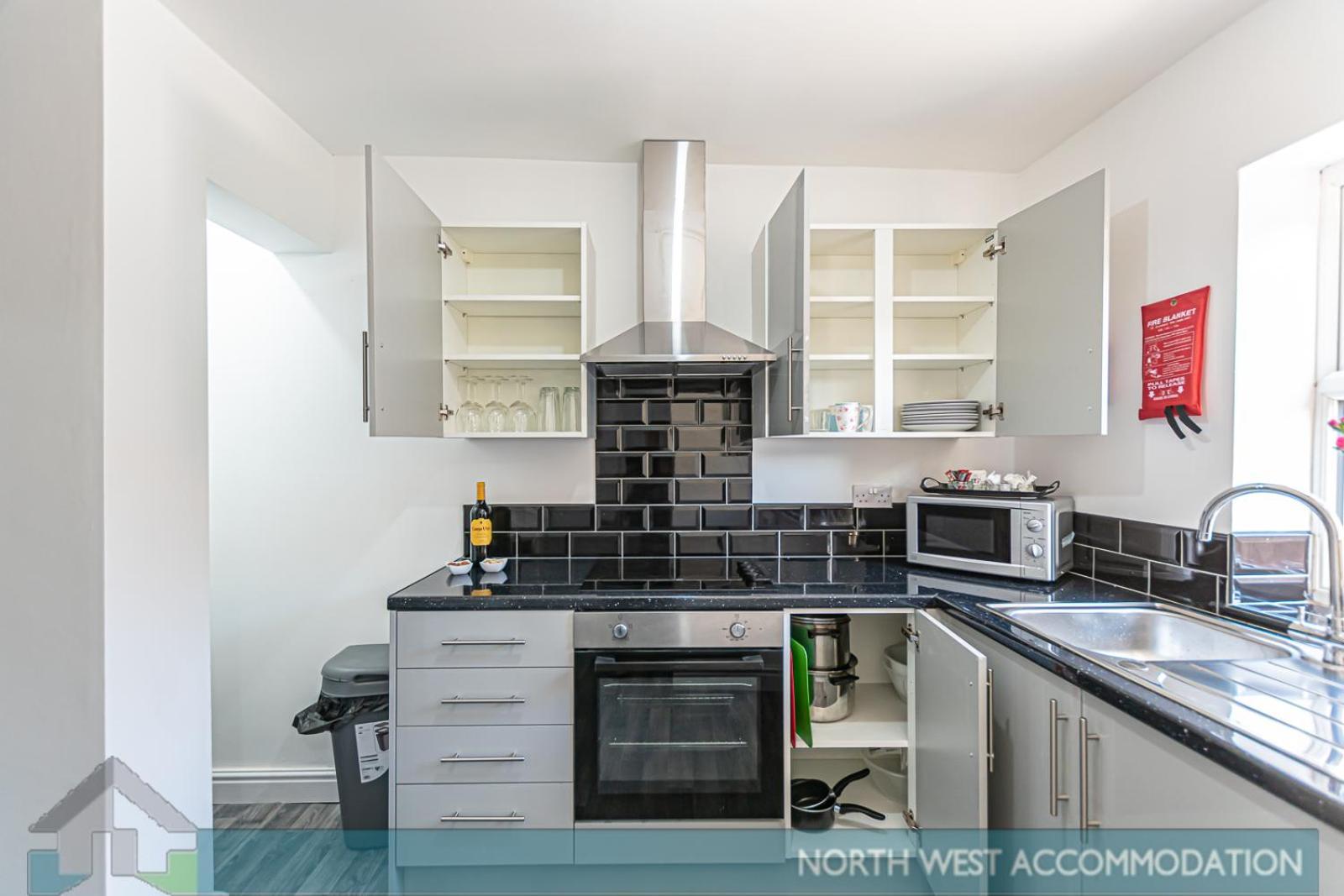 Wellfield Serviced Accommodation ワーリントン エクステリア 写真